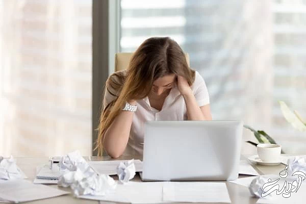 تلاش بیش از حد در کار